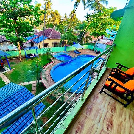 Summer Beach Resort, Goa - #Near Baga Beach #Swimming Pool #Garden #Bar #Lift #Premium Rooms #Property Of The Year #70565-84665 Calangute Exterior photo
