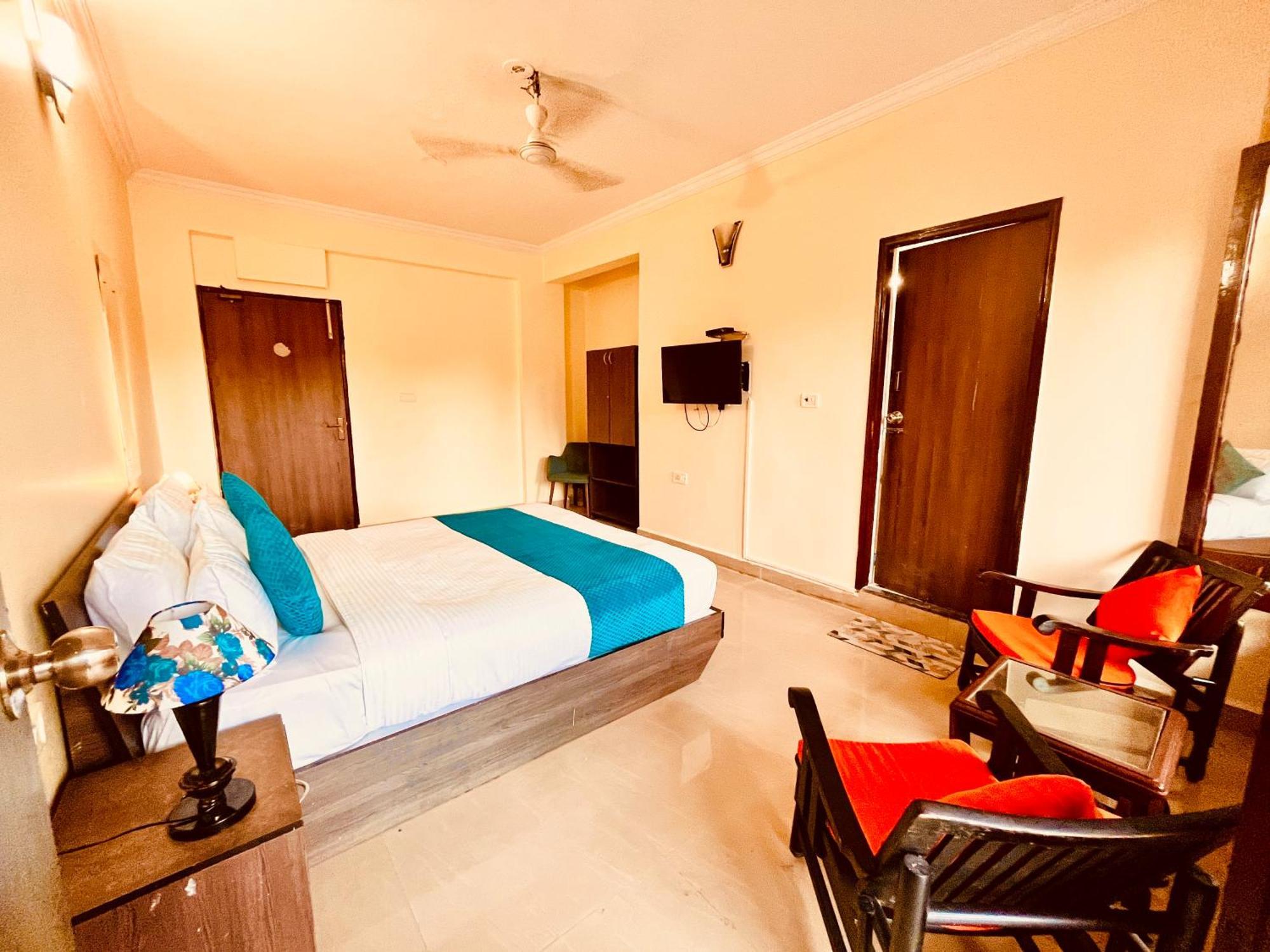 Summer Beach Resort, Goa - #Near Baga Beach #Swimming Pool #Garden #Bar #Lift #Premium Rooms #Property Of The Year #70565-84665 Calangute Exterior photo